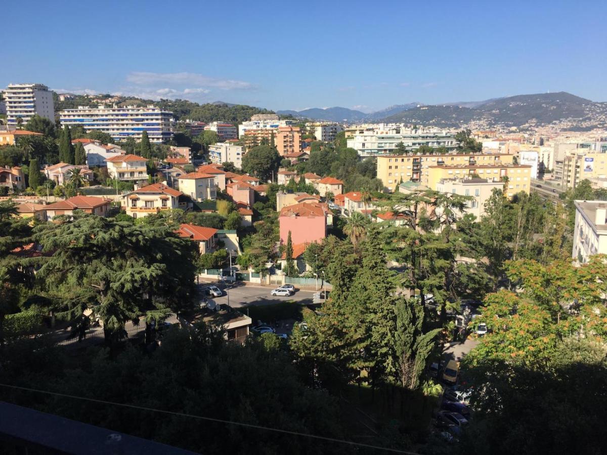 Superbe Appartement 3 Pieces Vue Mer Dans Une Residence Arboree 5 Min De La Mer Nice Luaran gambar